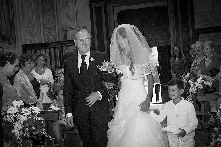 01_arrivo_sposa_in_chiesa